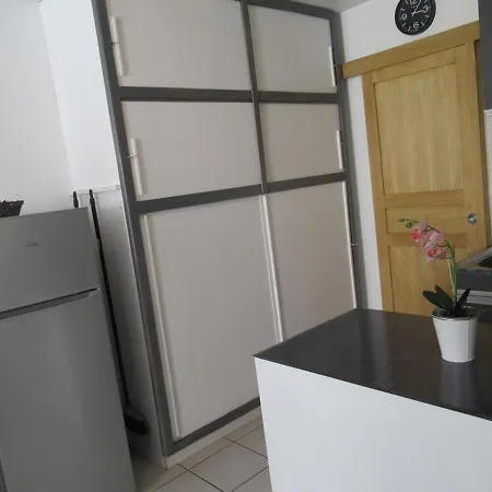 Avec Jardin - Proche Et Commerces - Parking Securise - Fr-1-307-118 * Le Grau-du-Roi